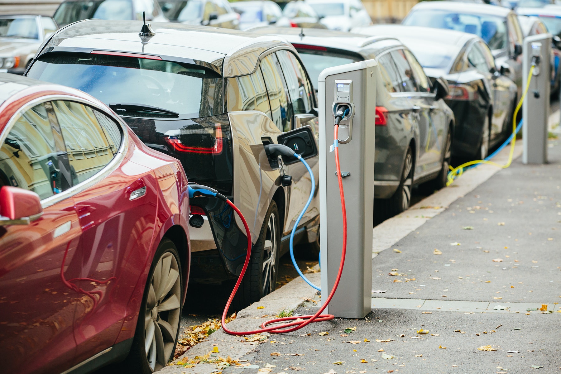 electric vehicles charging